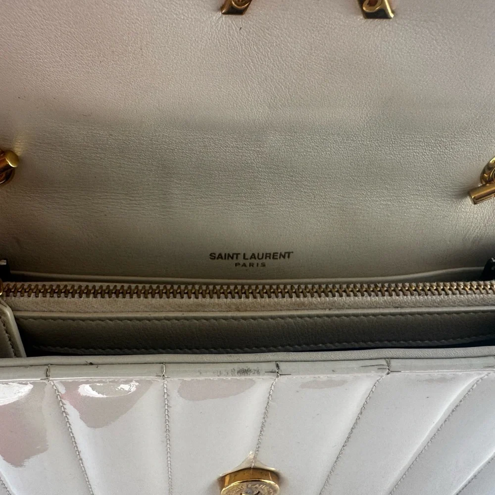 Yves Saint Laurent Glossy Cream Crossbody Bag - Picture 8 of 14